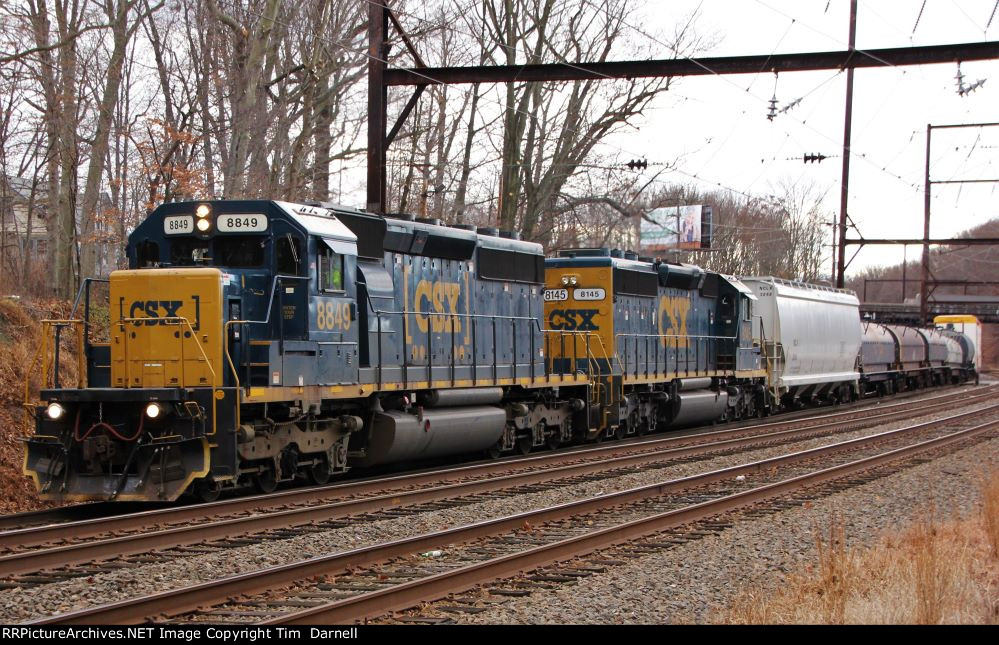 CSX 8849, 8145 handle local C770